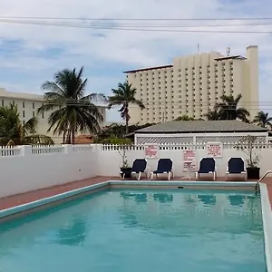 Village Hotel Ocho Rios